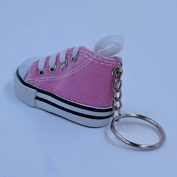 Converse sko kondisko sko med snørebånd flotte farver nøgleringe sjove fidget toys lyserød ring.dk